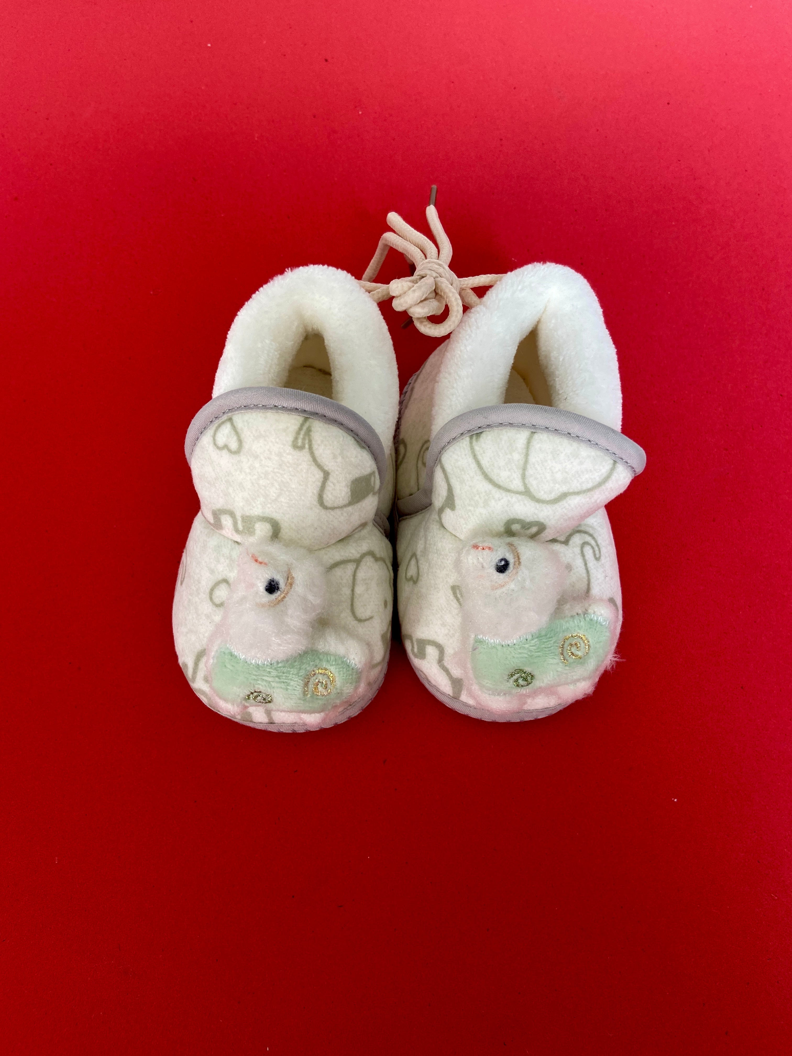 SH558-Furr winter shoes - 0-12M